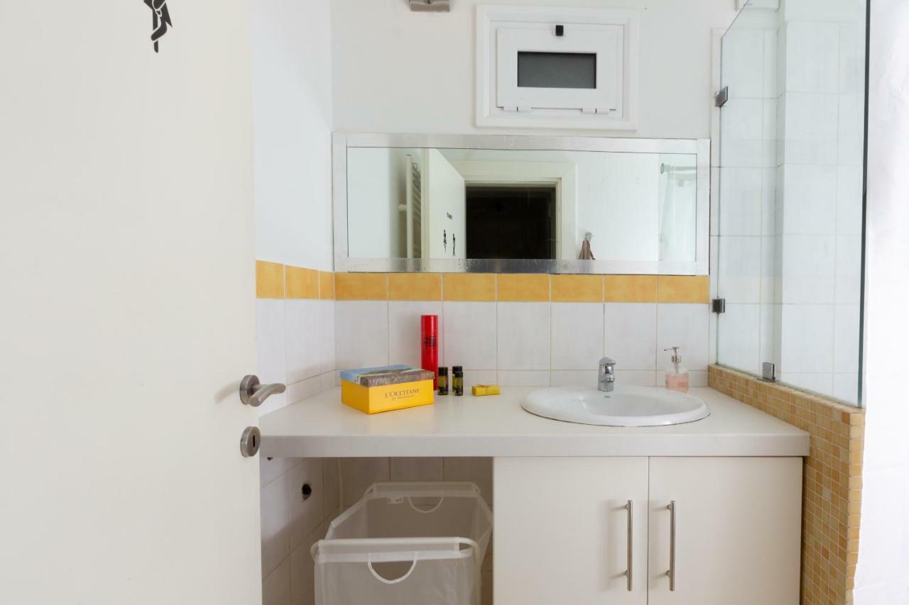 Katia'S Pepper Tree Apartment Heraklion  ภายนอก รูปภาพ