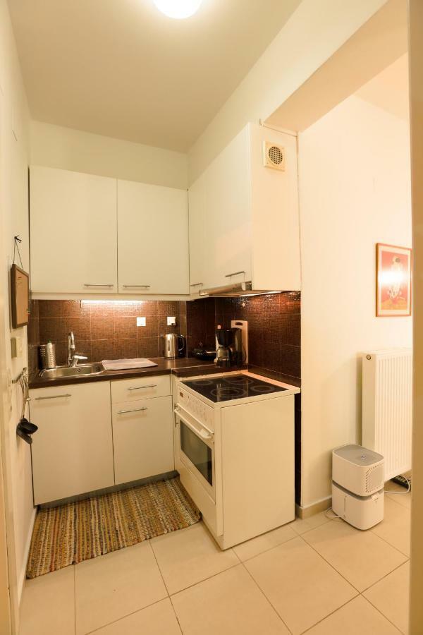 Katia'S Pepper Tree Apartment Heraklion  ภายนอก รูปภาพ