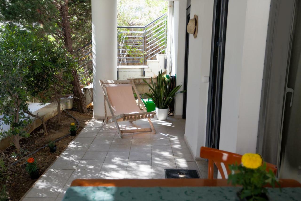 Katia'S Pepper Tree Apartment Heraklion  ภายนอก รูปภาพ