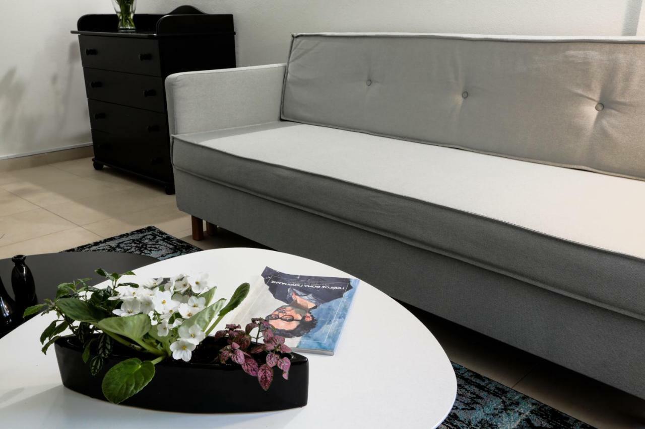 Katia'S Pepper Tree Apartment Heraklion  ภายนอก รูปภาพ